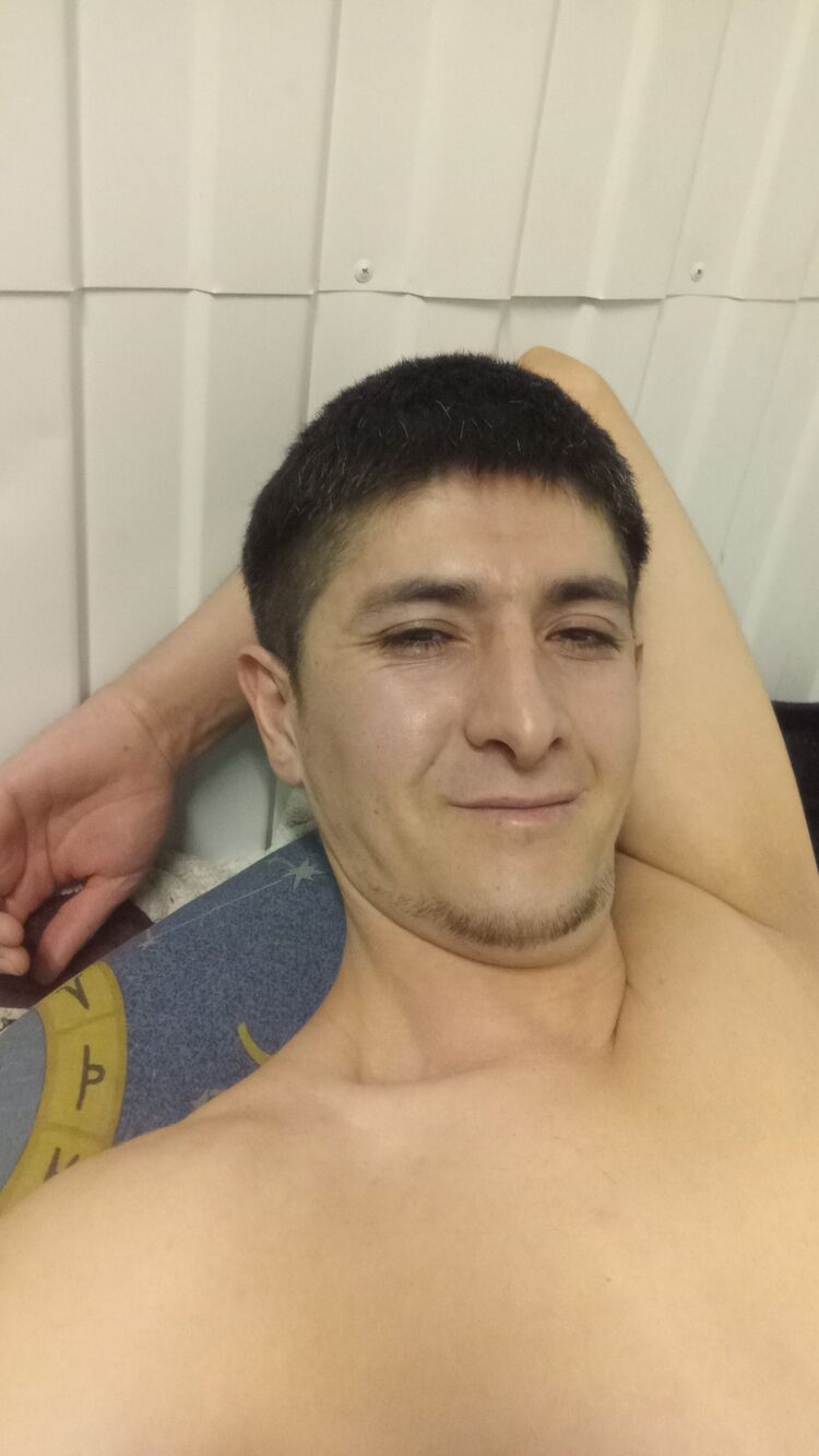  50036648  Abdurauf, 32 ,    