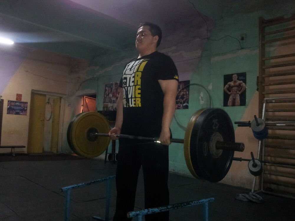  ,   Jovik, 32 ,   