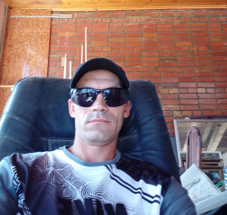  45496088  Aleksei, 38 ,    