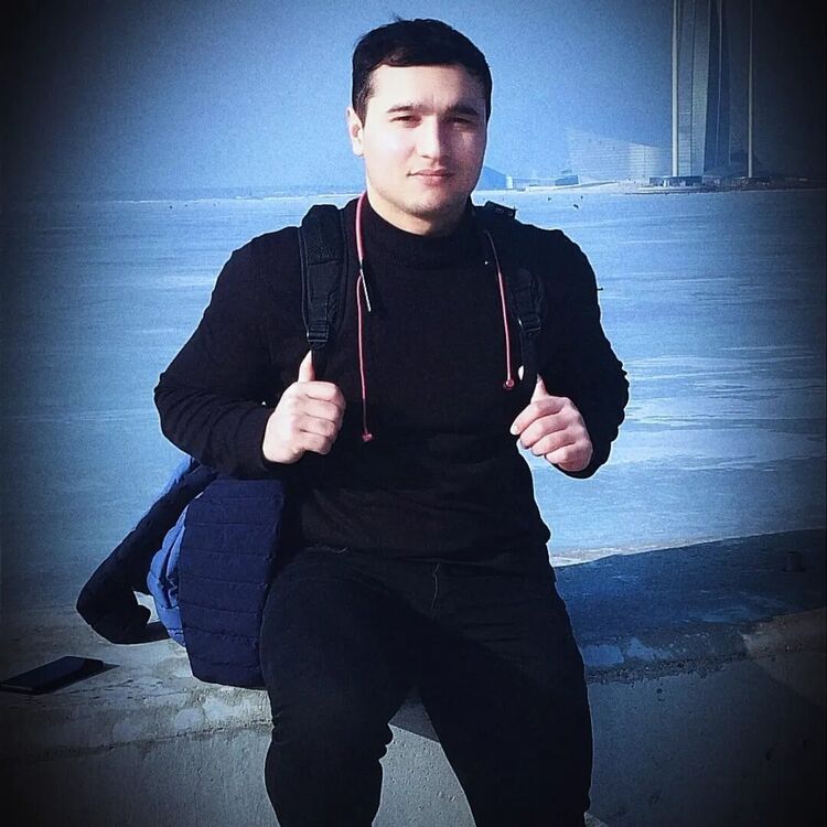  43819558  , 26 ,    -