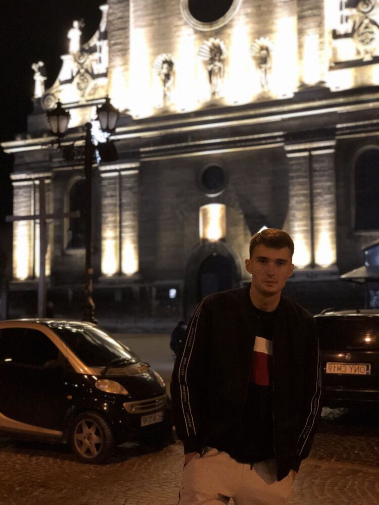  28629648  Alex, 27 ,    