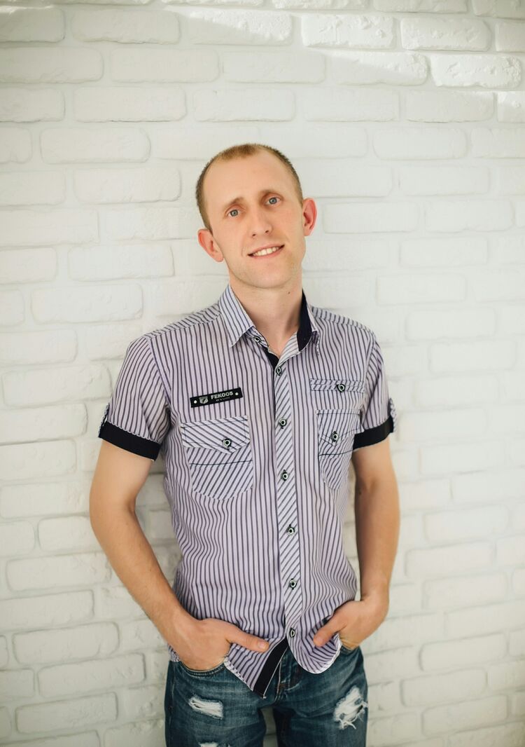  ,   Alexandr, 37 ,   ,   , c , 