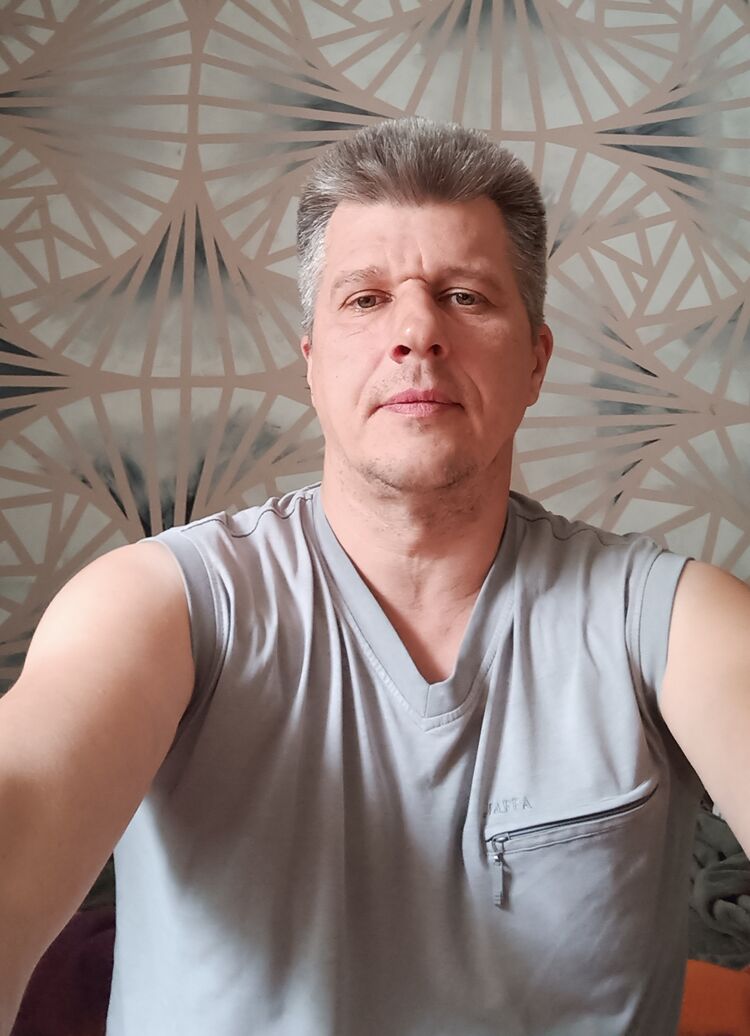  44482978  , 48 ,    