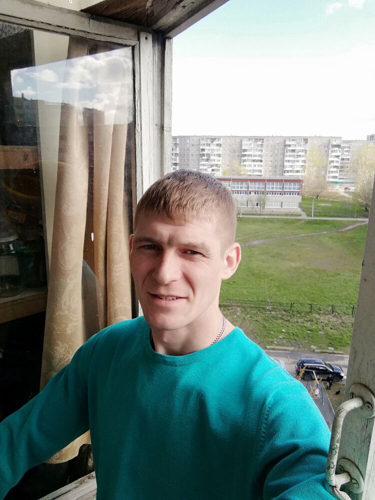  46998768  , 35 ,    