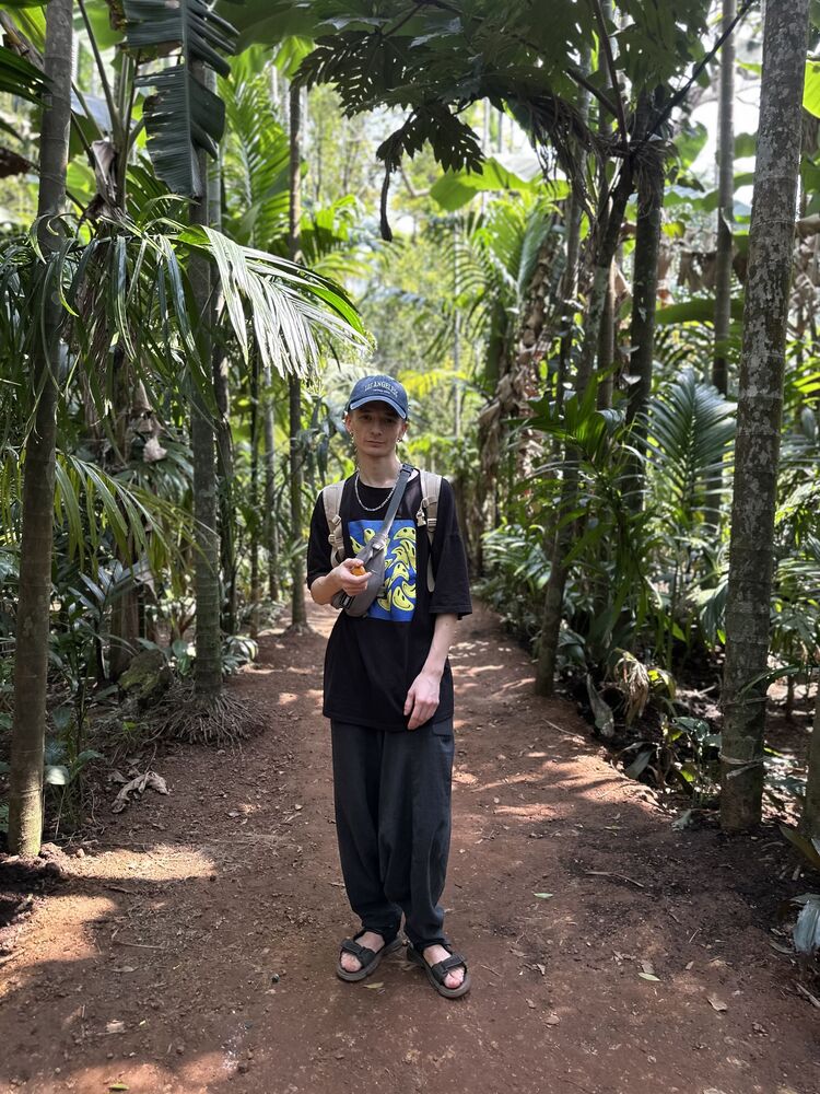  ,   Stas, 30 ,   ,   , c 