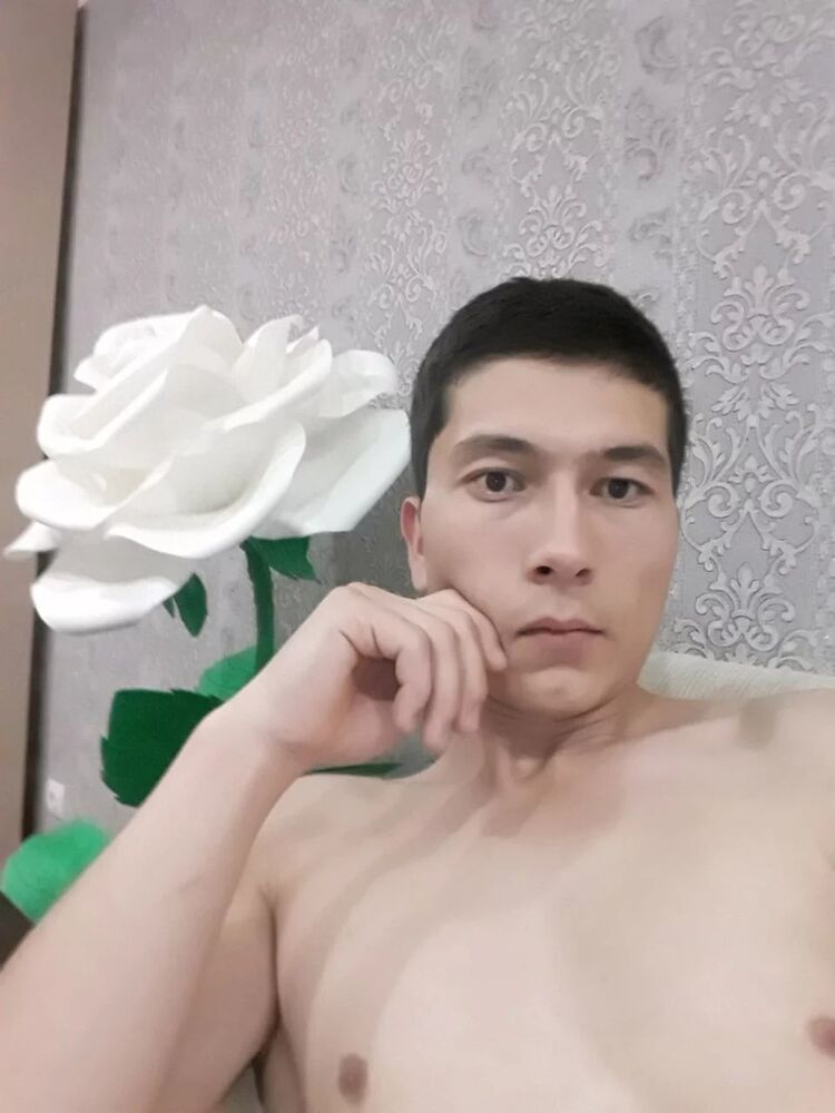  18754028  , 32 ,    