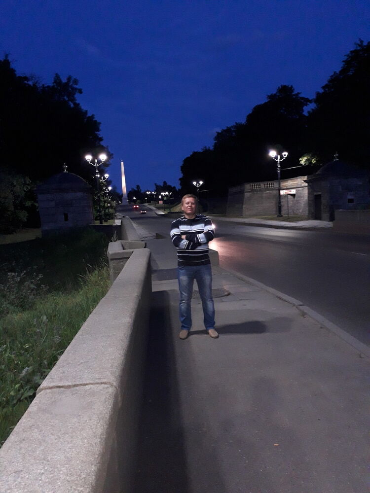  18104388  , 42 ,    
