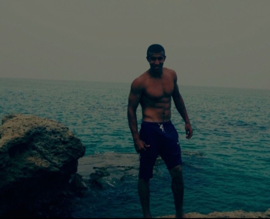  45848648  Alilou, 26 ,    Algiers