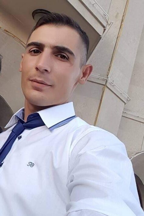  35142648  Hayk, 33 ,    