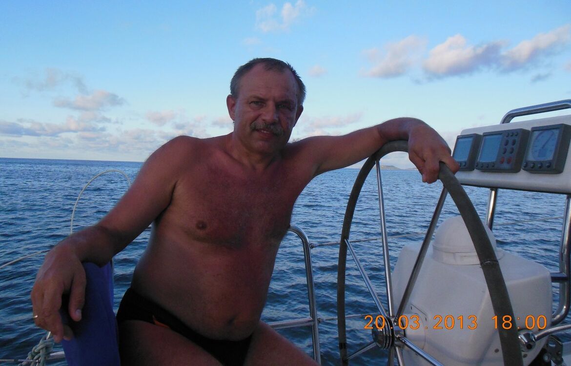  4125078  Anatol, 55 ,    
