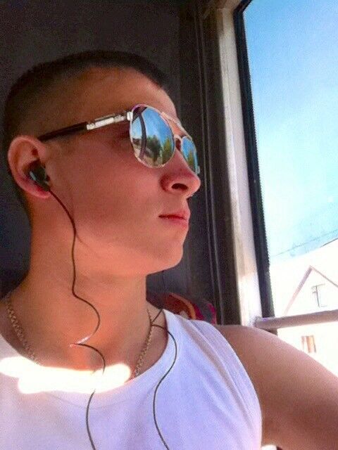 ���� 8272728 ������� �����, 32 ����, ���� ���������� � �����