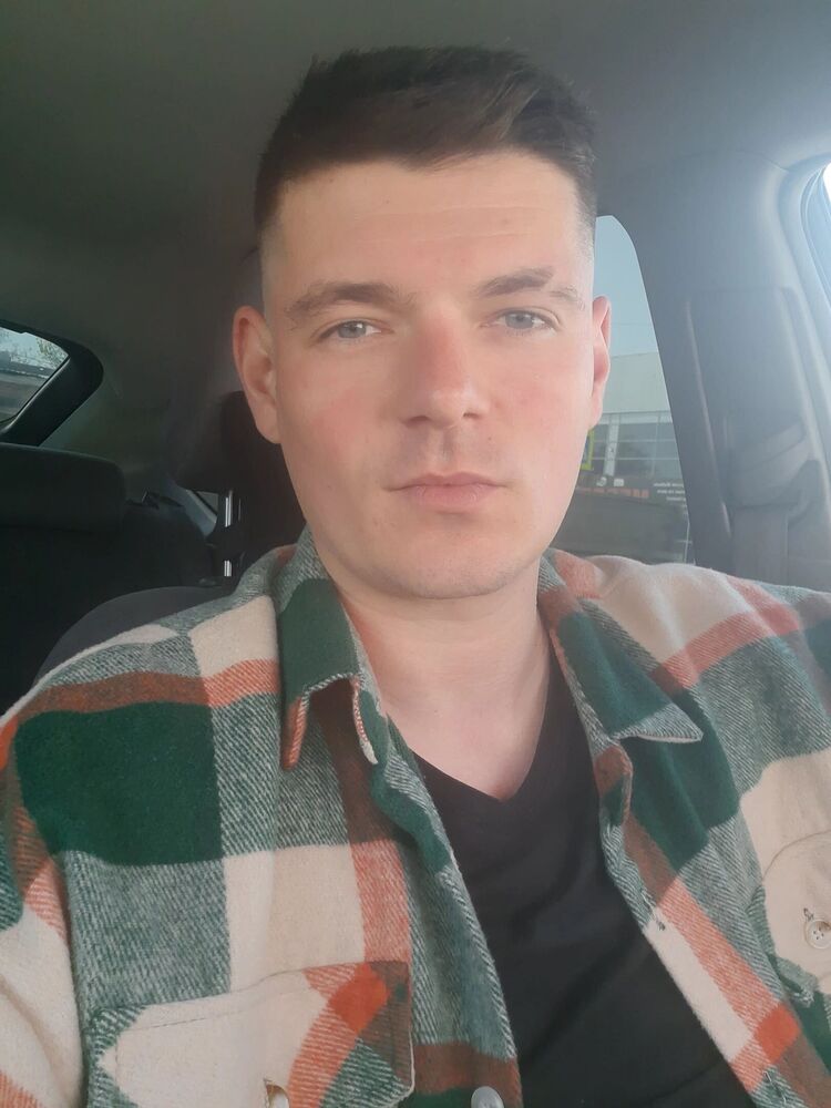  37732558  , 31 ,    