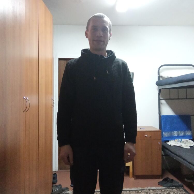 18063238  , 36 ,    