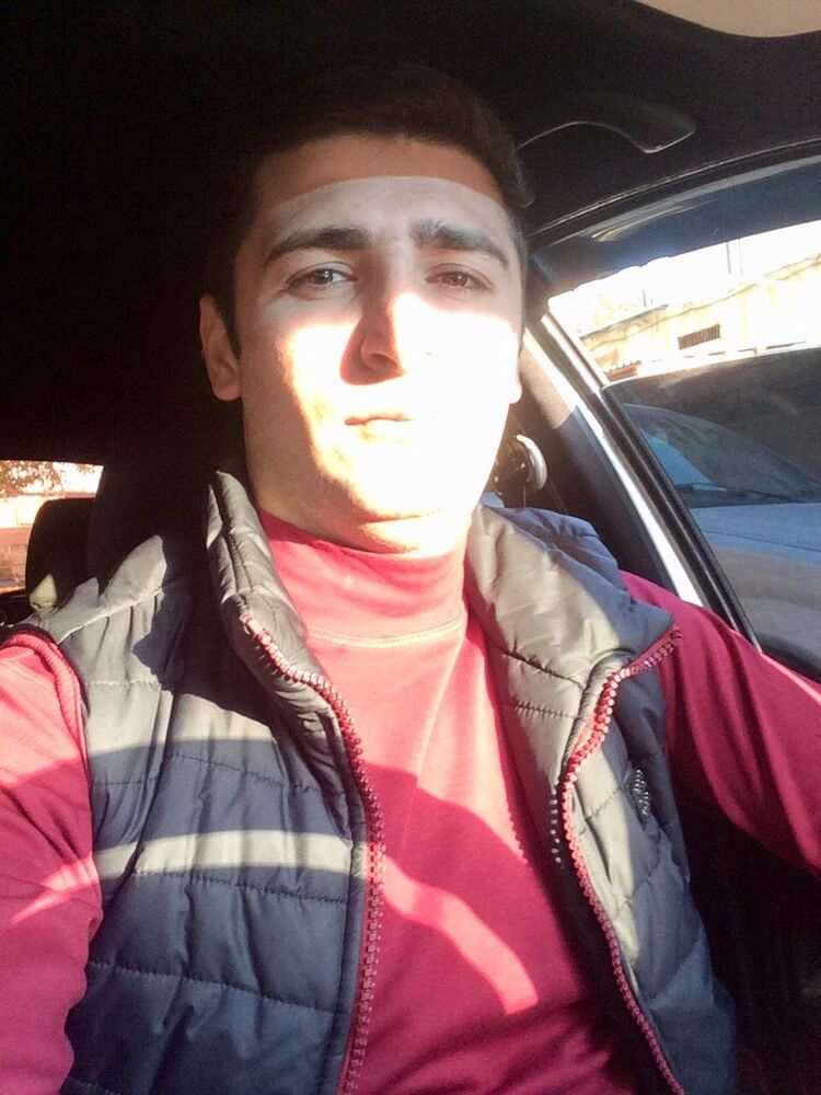  10661838  Rubens, 34 ,    