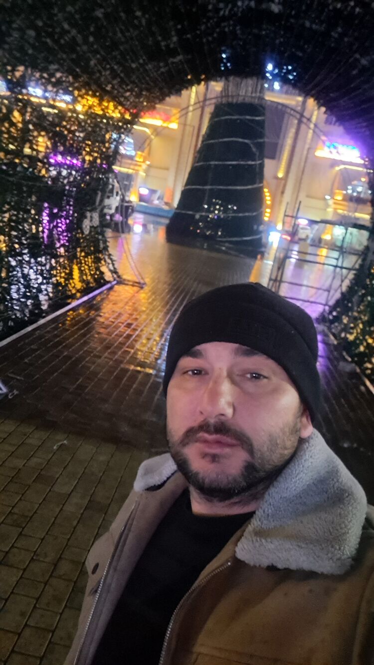  ,   Dilmurod, 35 ,   ,   