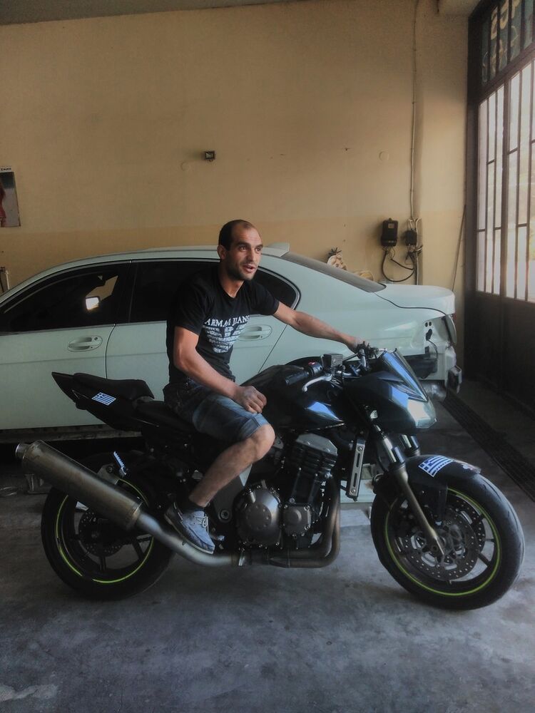  ,   Armen, 37 ,     , c 