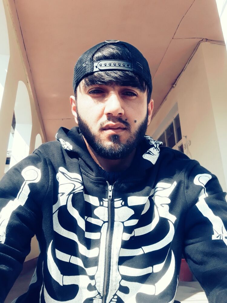  ,   Ali, 30 ,   ,   