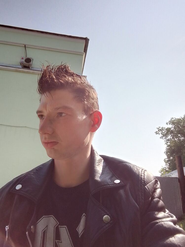  ,   Vladislav, 26 ,   ,   