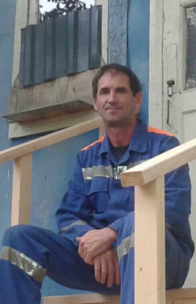 30163628  , 53 ,    