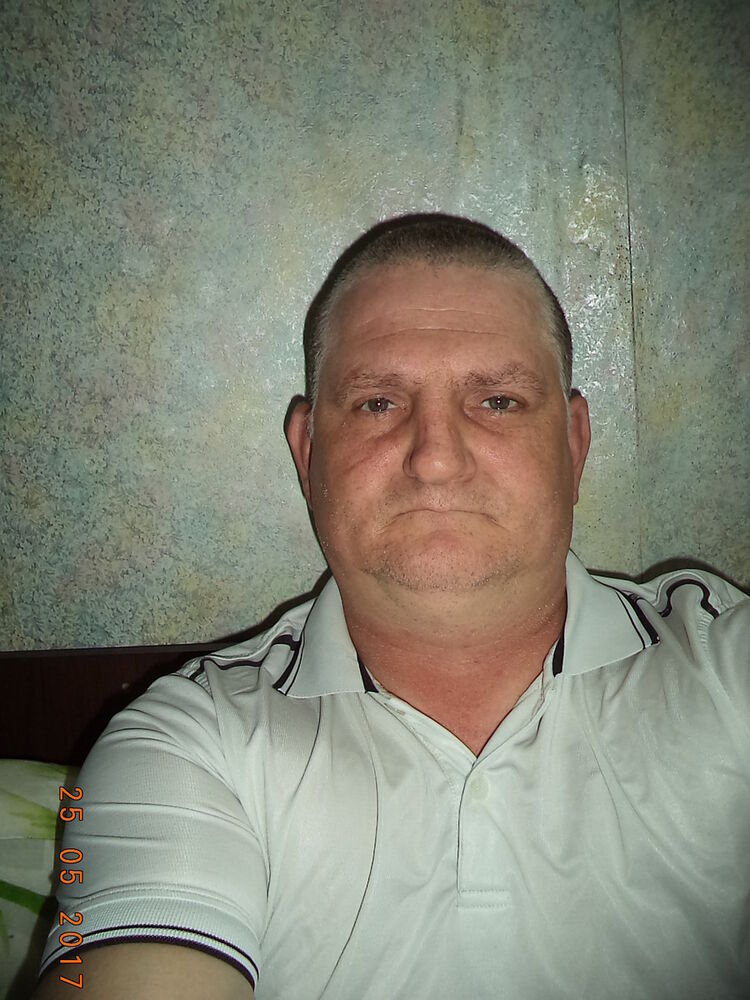  11425348  Valya, 49 ,     