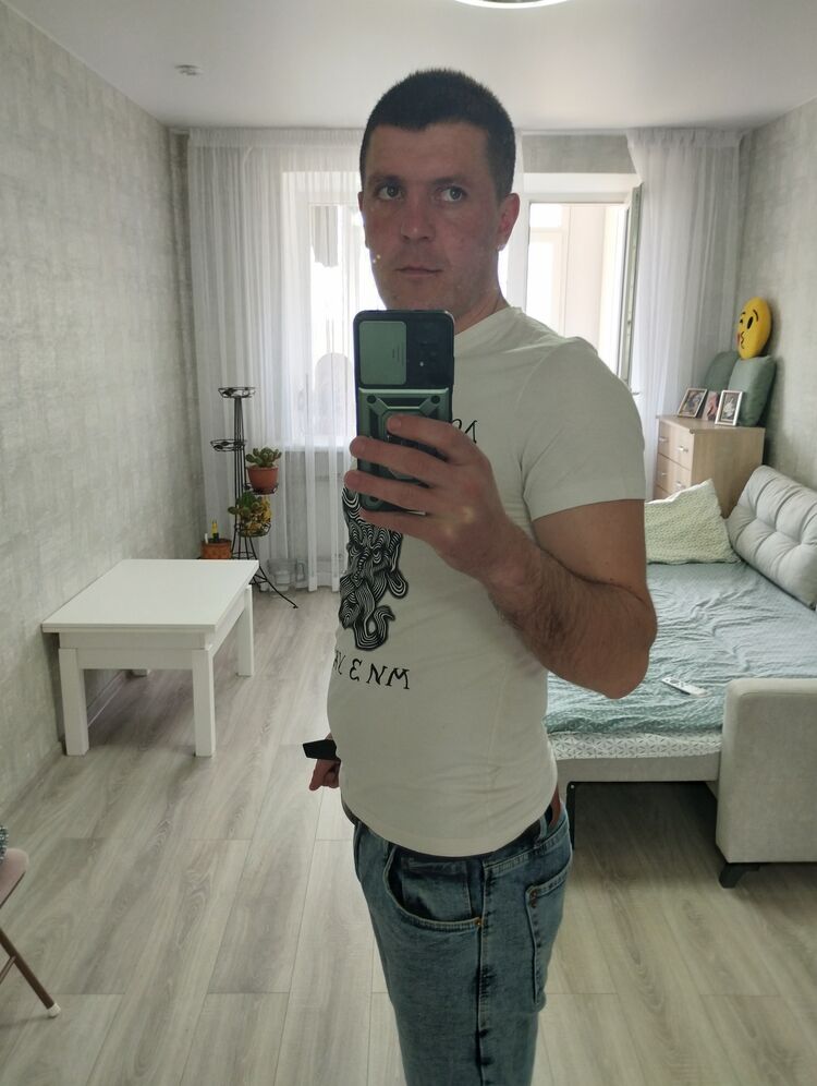  40148508  , 33 ,    