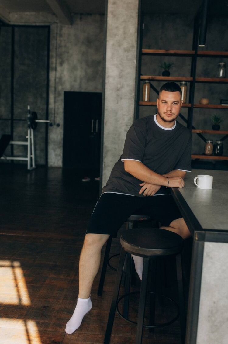  38535848  , 27 ,    -