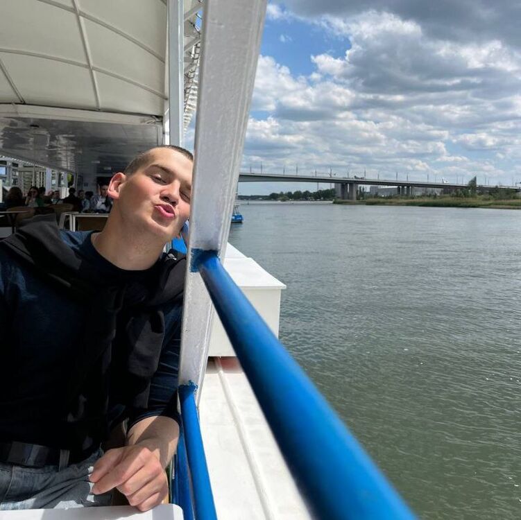  --,   , 20 ,   ,   