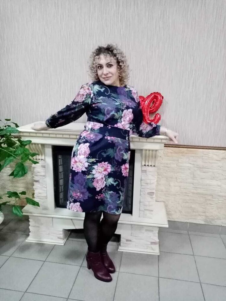  26297648  Linda, 42 ,    