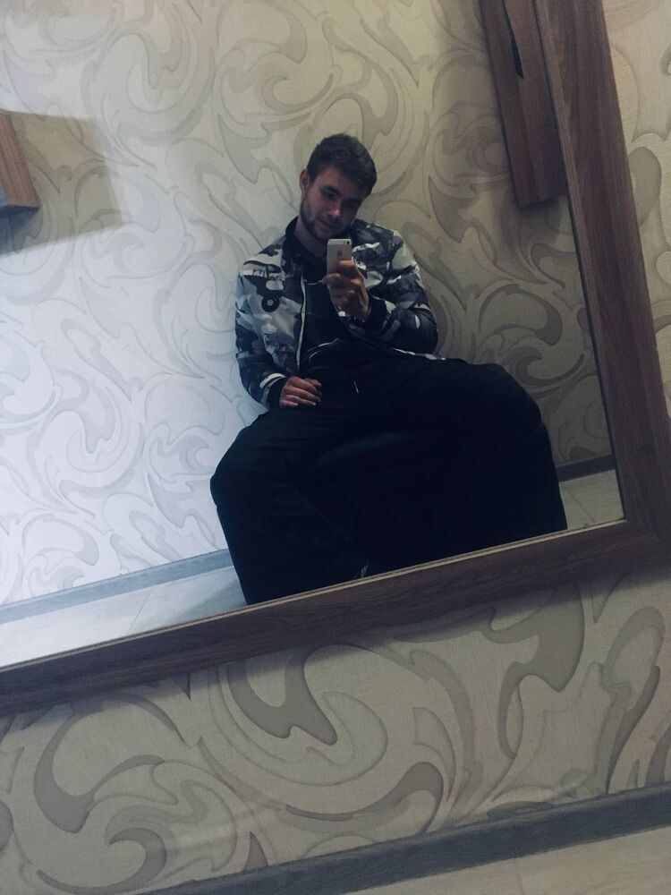  29493618  Vadim, 25 ,    