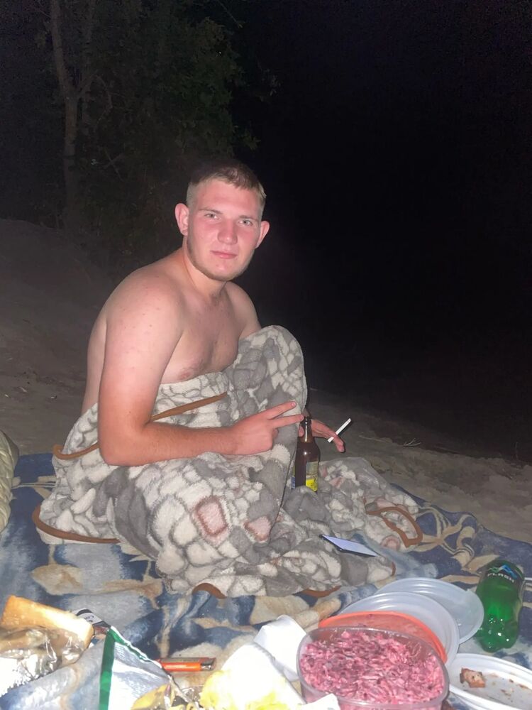  37638758  , 20 ,    --