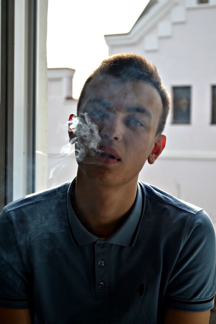  18096898  , 27 ,    