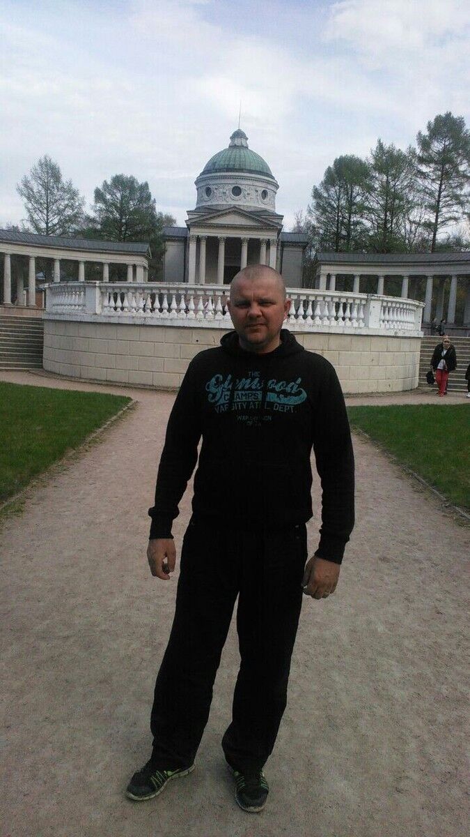  9521898  PETROVIH, 52 ,    