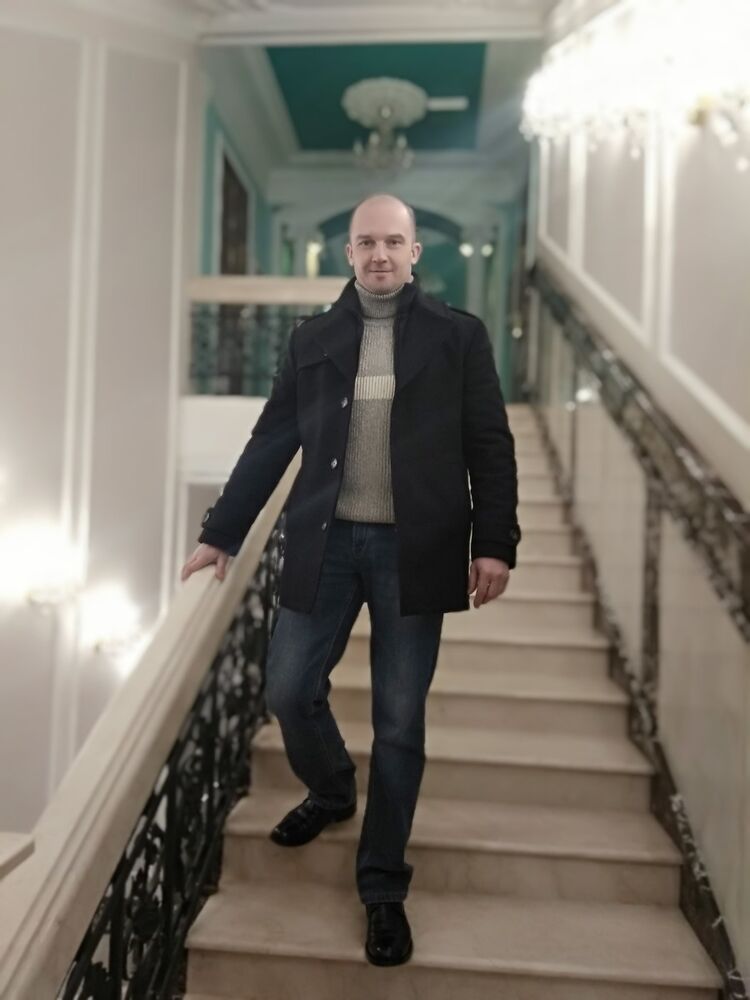 19023588  , 44 ,    
