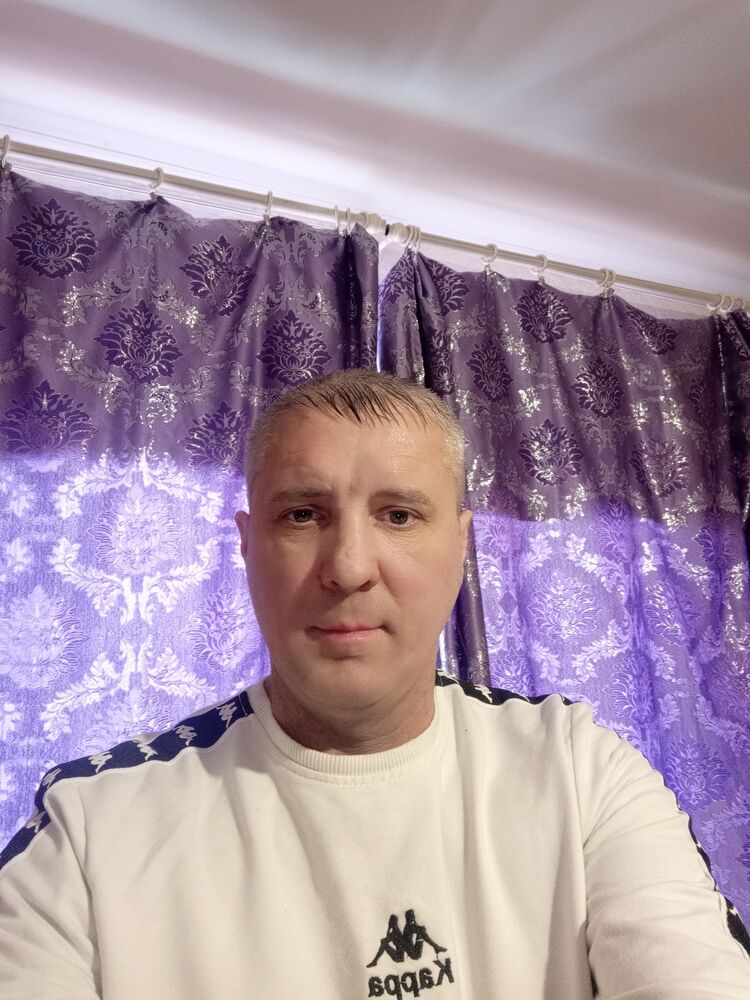  44544648  , 51 ,    