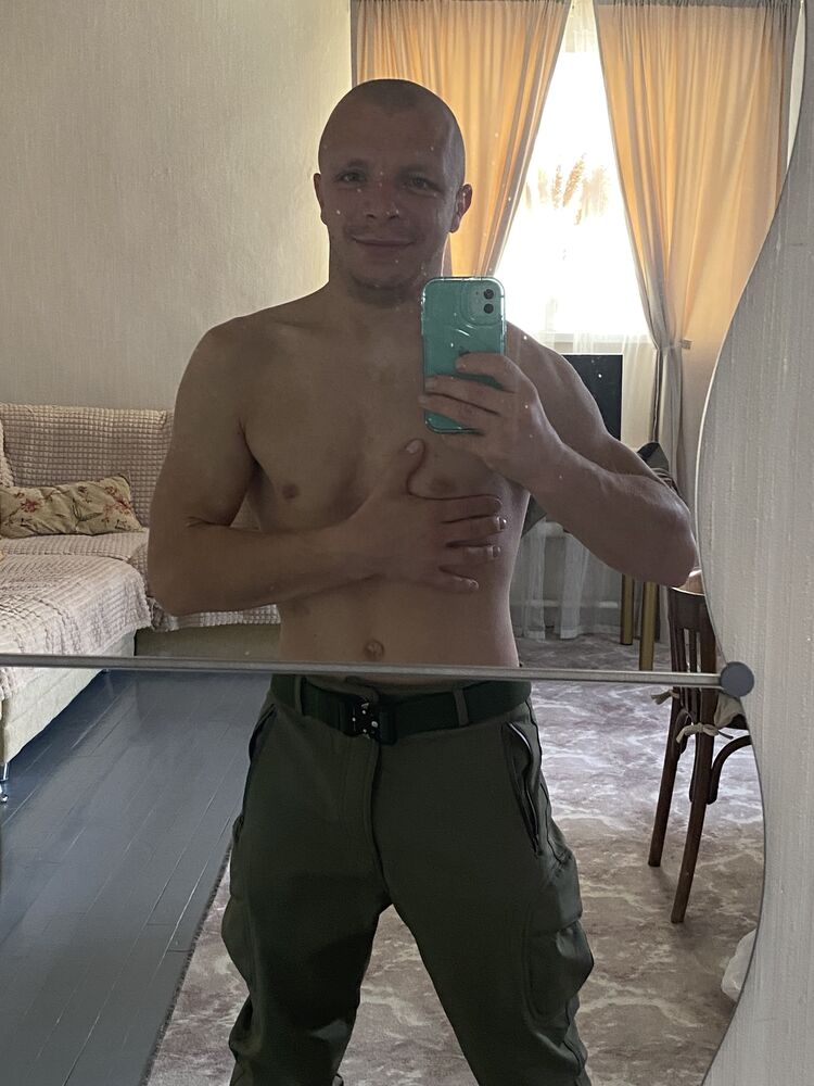  47594078  , 28 ,    