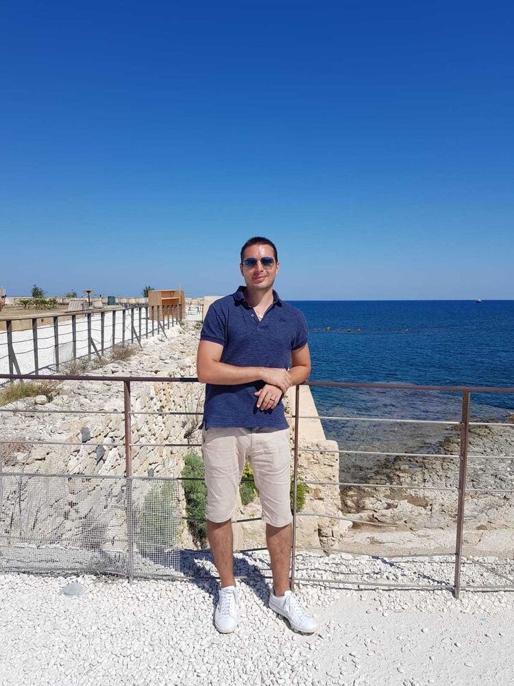  ,   Kevin, 37 ,   ,   , c 