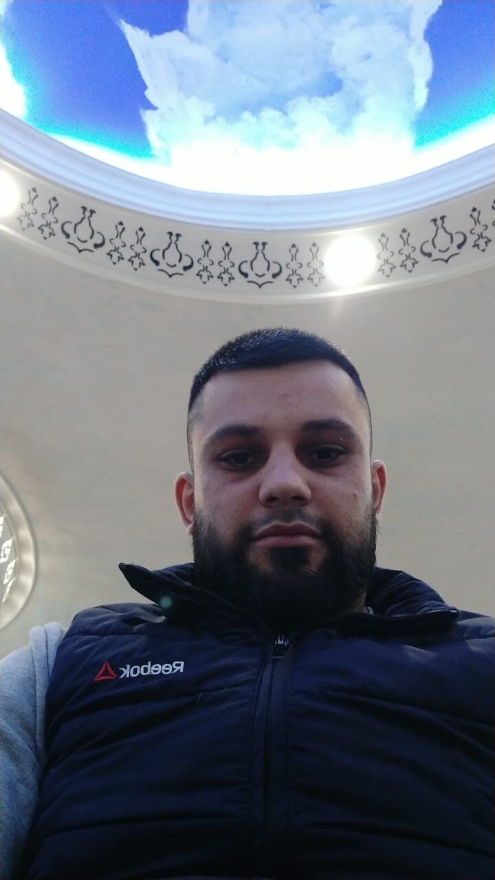  41299828  Saad, 31 ,    