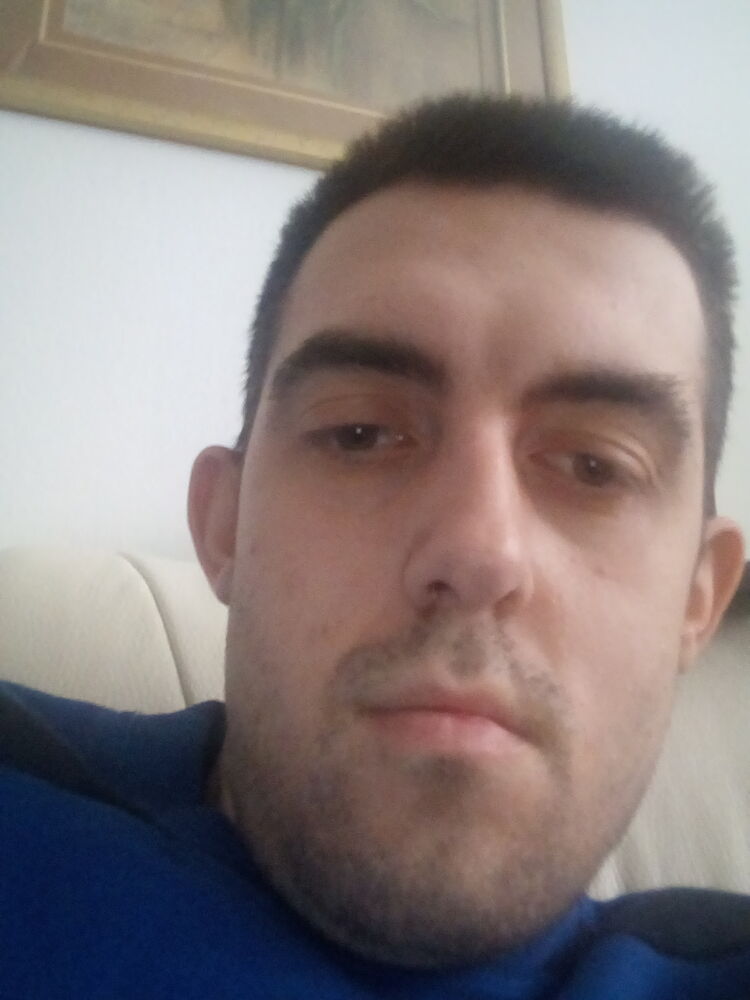  24906388  Mario mitev, 30 ,    Tetovo