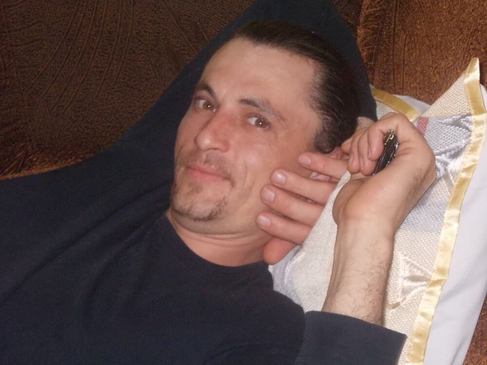  ,   Jon, 40 ,   ,   , c 
