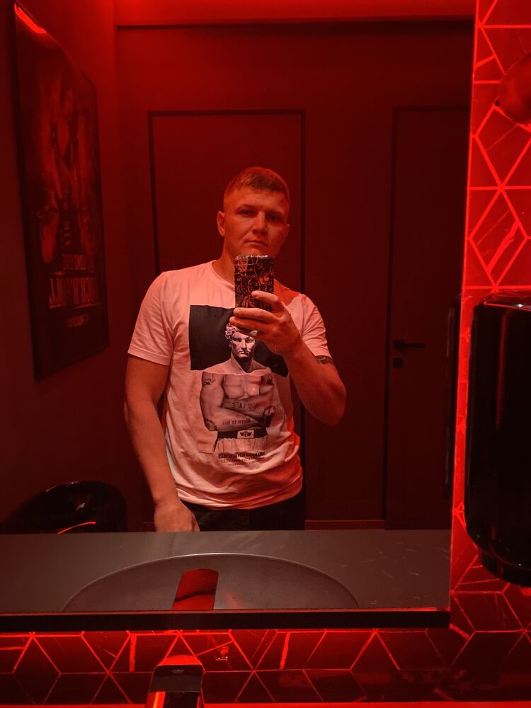  49516688  , 28 ,    -
