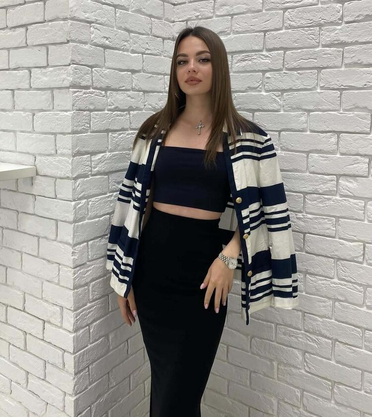  ,   Kristi, 24 ,   ,   