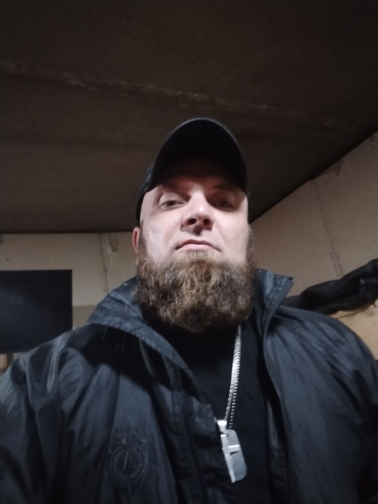  45993818  , 37 ,    