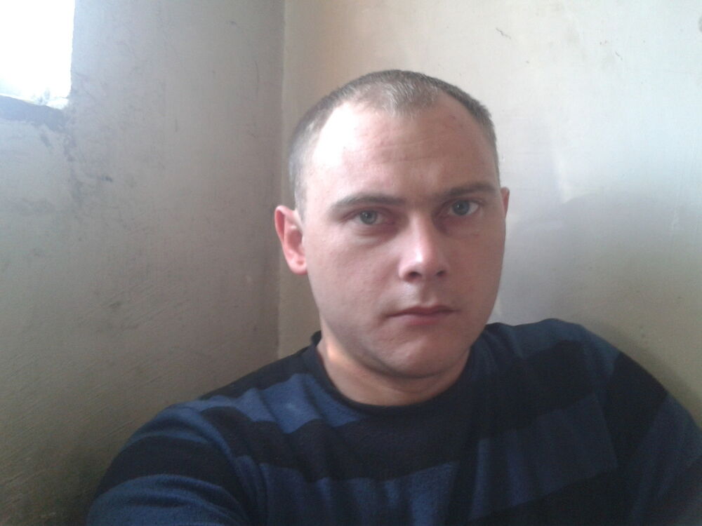  4251408  Roman, 37 ,    