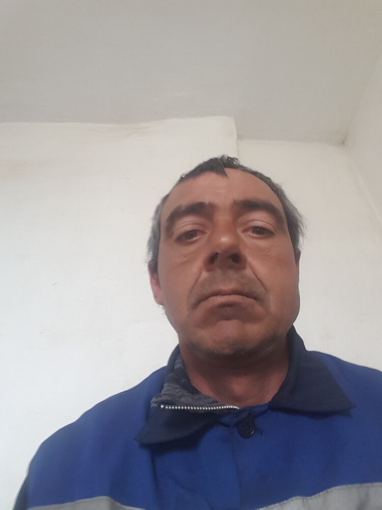  42877028  , 39 ,    