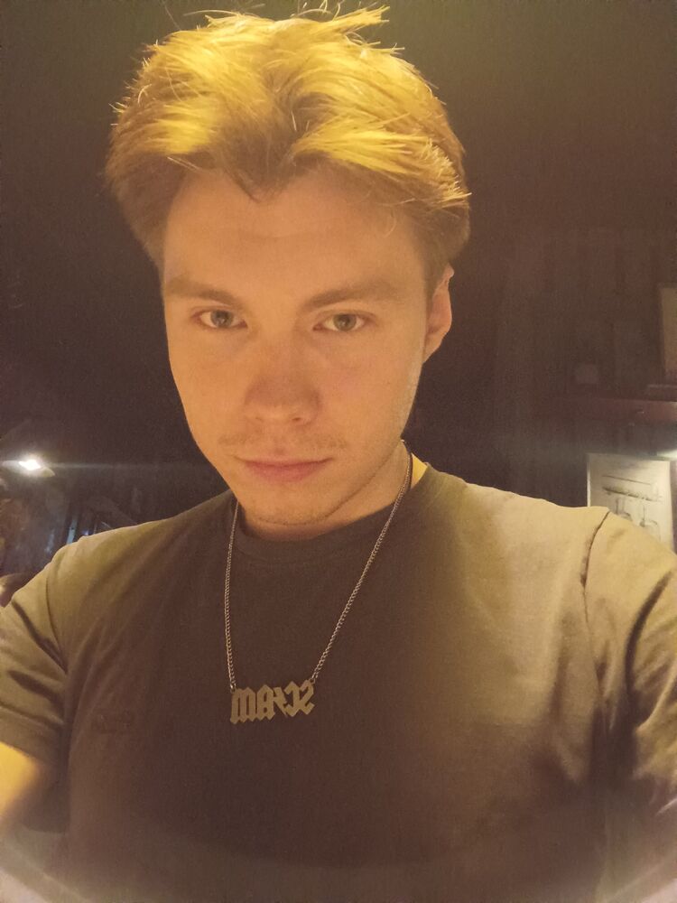  34162568  Nikita, 24 ,    