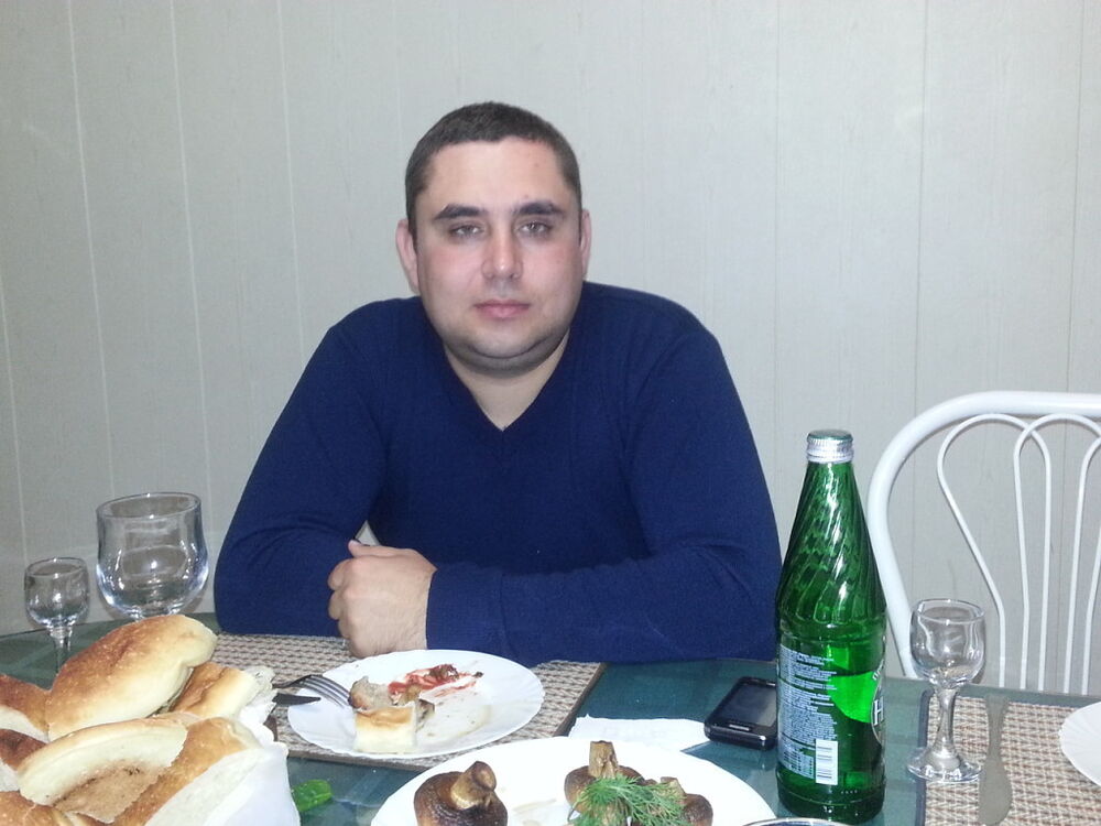  8779188  Ahtoh, 41 ,    