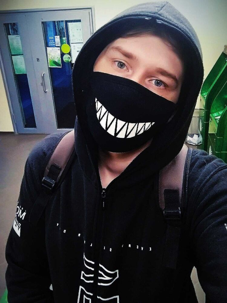  ,   Konstantin, 32 ,   ,   , c 