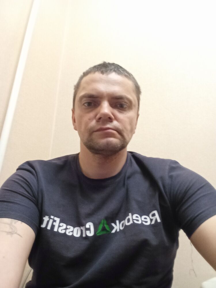  50406928  Stas, 40 ,    