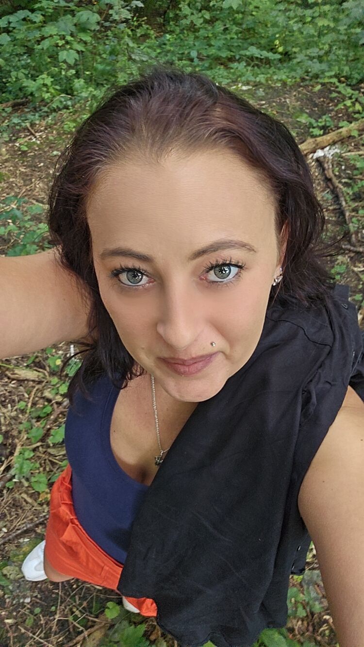 ���� 45021288 ������� Nadja, 38 ���, ���� ���������� � Bielefeld