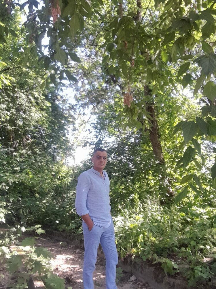  ,   Albert, 41 ,   ,   